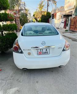 نيسان ألتيما